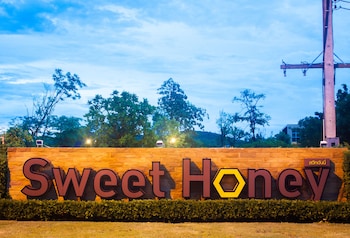 Sweet Honey,Hua Hin>>Ban Na Pom,3 star