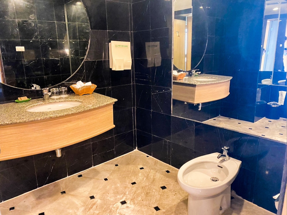 Fortune Hotel Korat,Khok Kruat>>Ban Nong Chabok,4 star