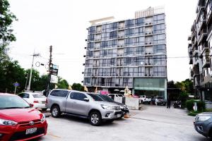 izen budget hotel and residences plus