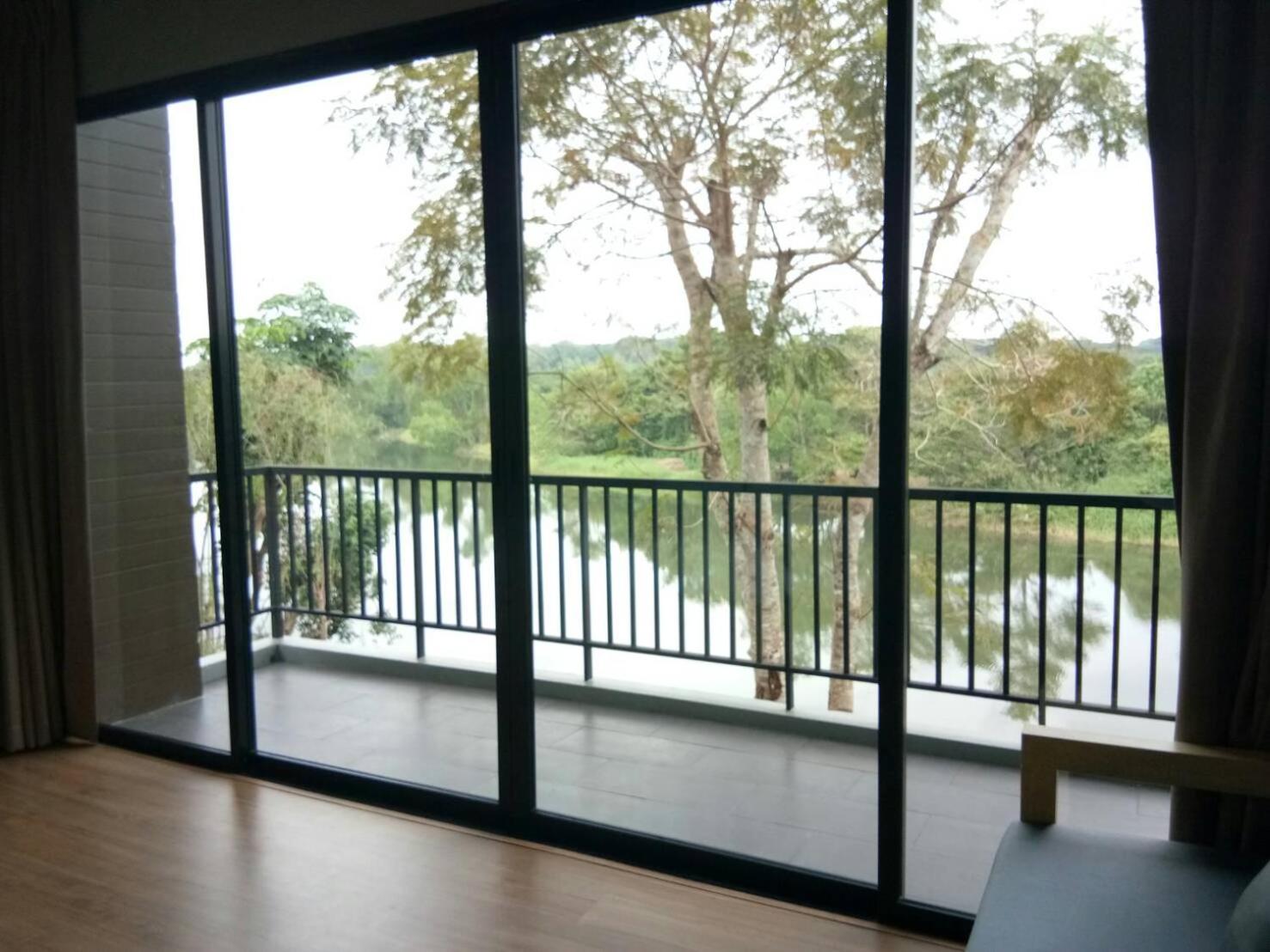 riverawan hotel