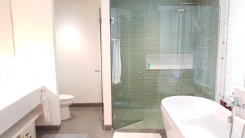 pranaluxe pool villa holiday home