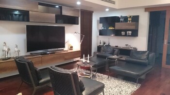 pranaluxe pool villa holiday home