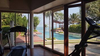 pranaluxe pool villa holiday home