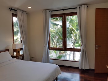 pranaluxe pool villa holiday home