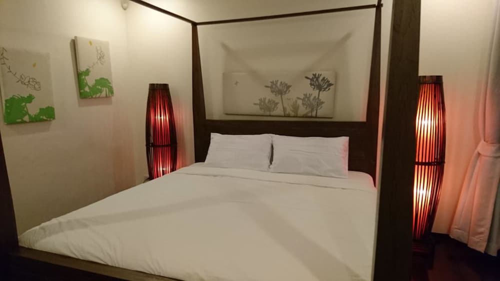 pranaluxe pool villa holiday home