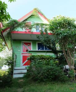 a houses homestay