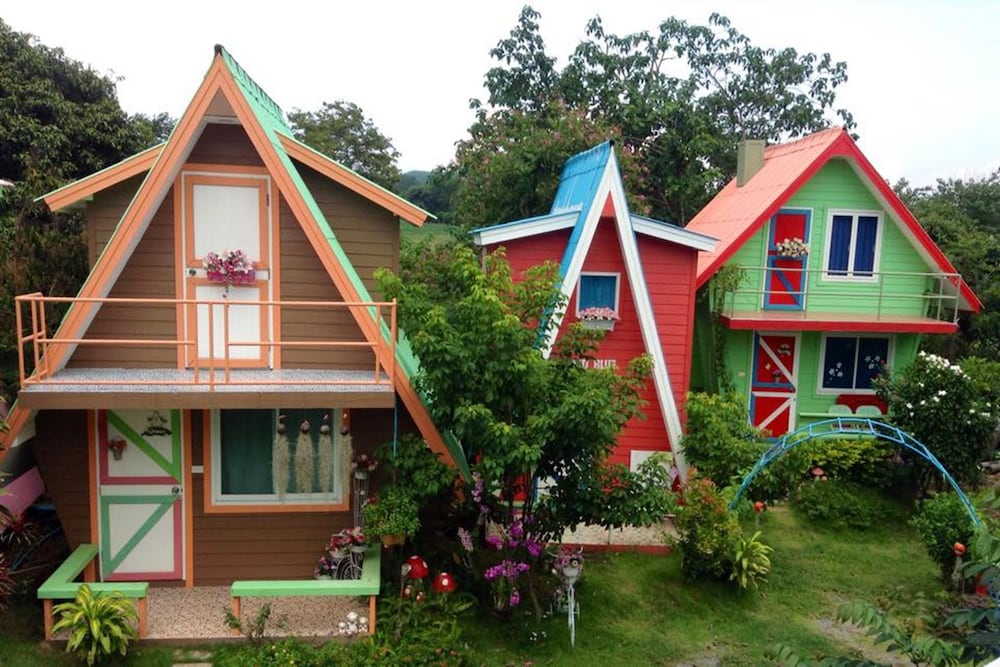 a houses homestay