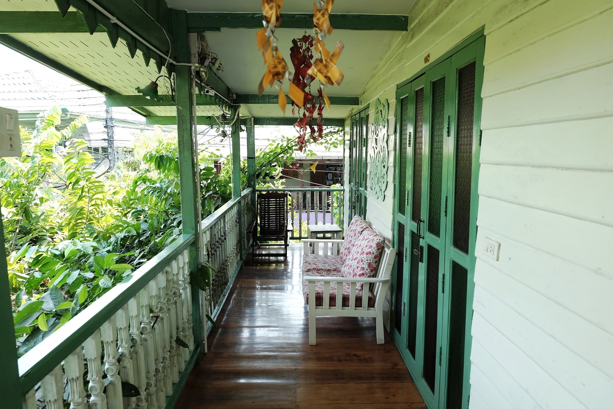 baanrak amphawa homestay