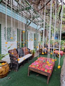 baanrak amphawa homestay