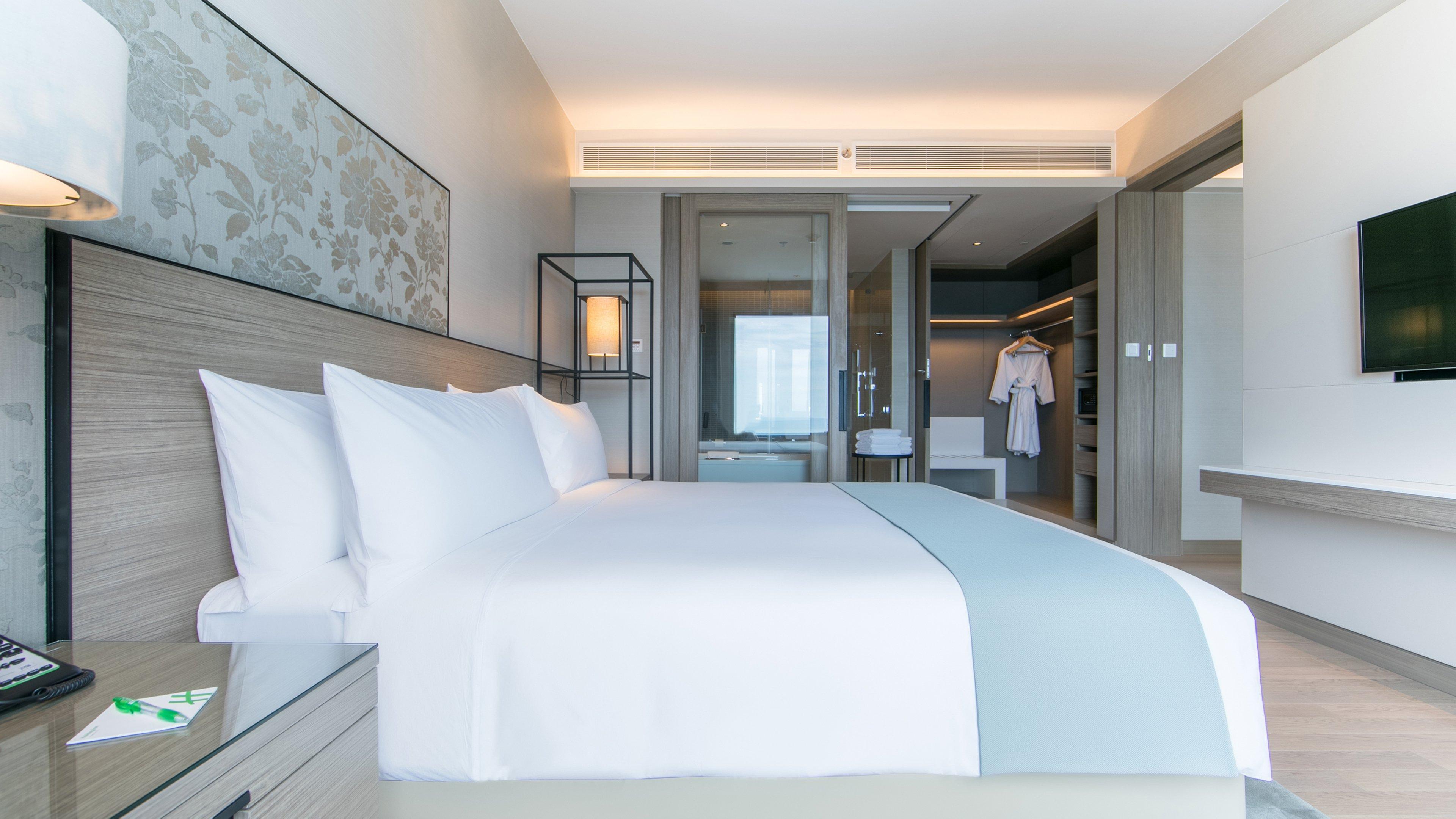 holiday inn and suites rayong city centre by ihg