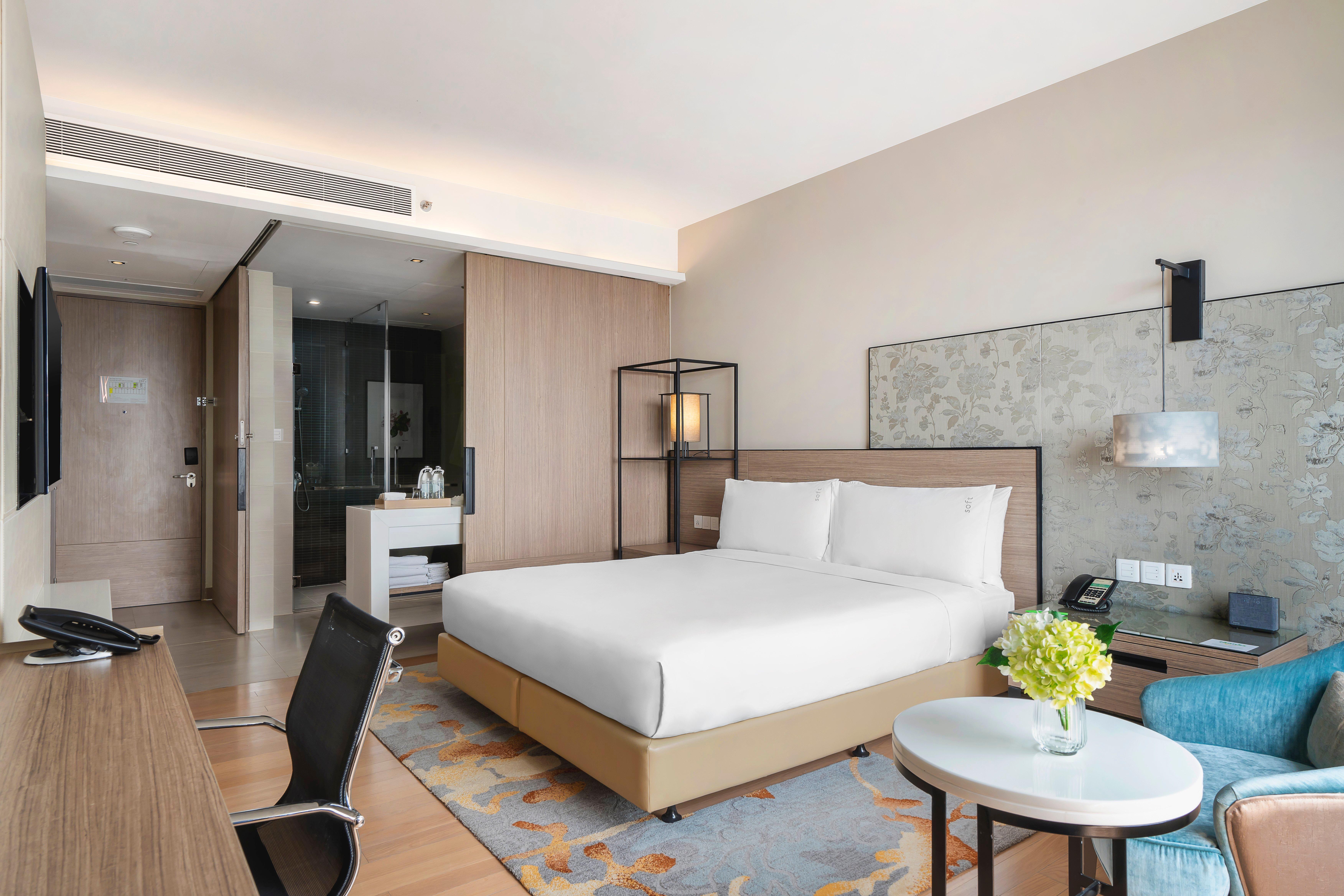 holiday inn and suites rayong city centre by ihg