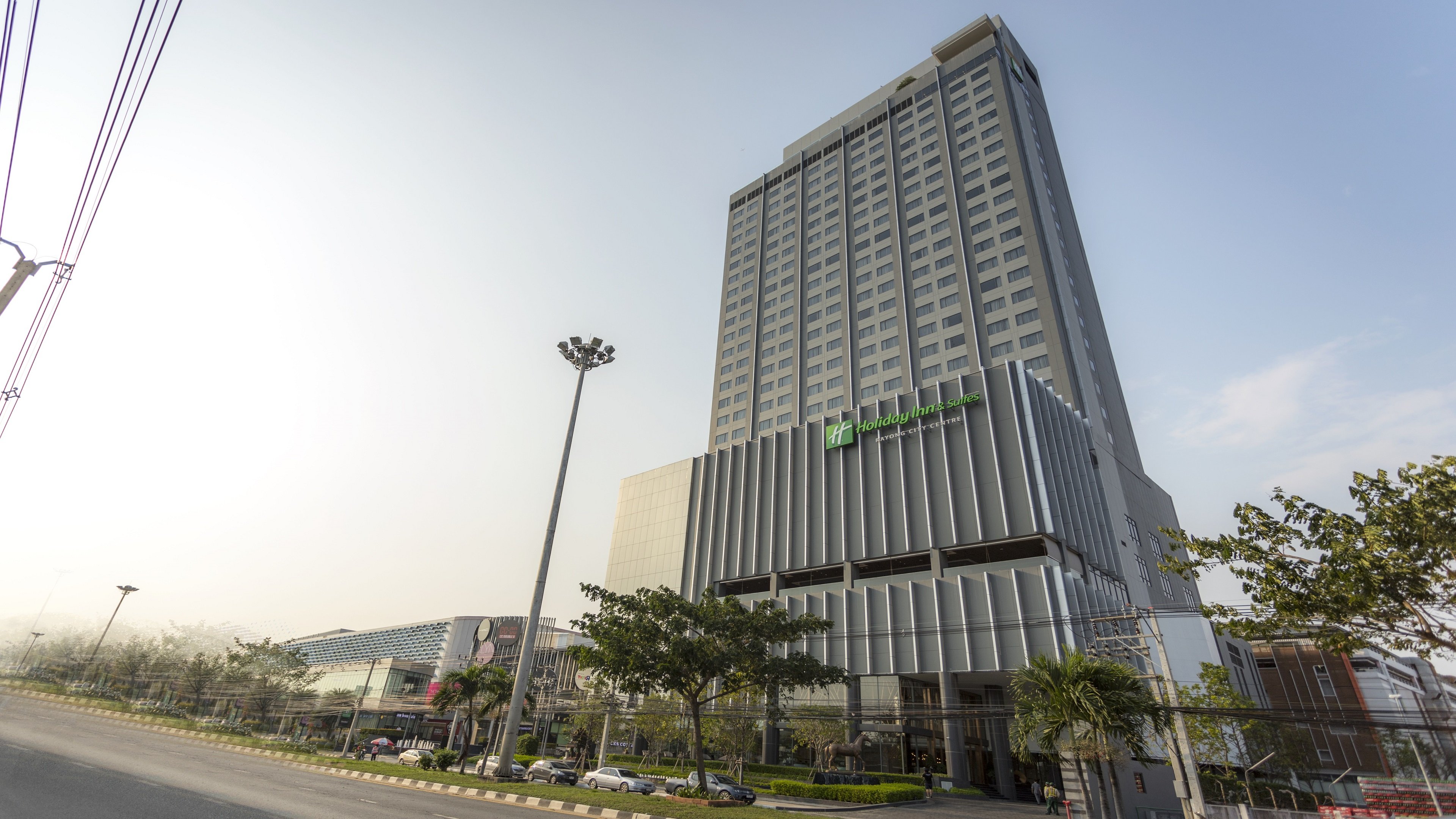 holiday inn and suites rayong city centre by ihg