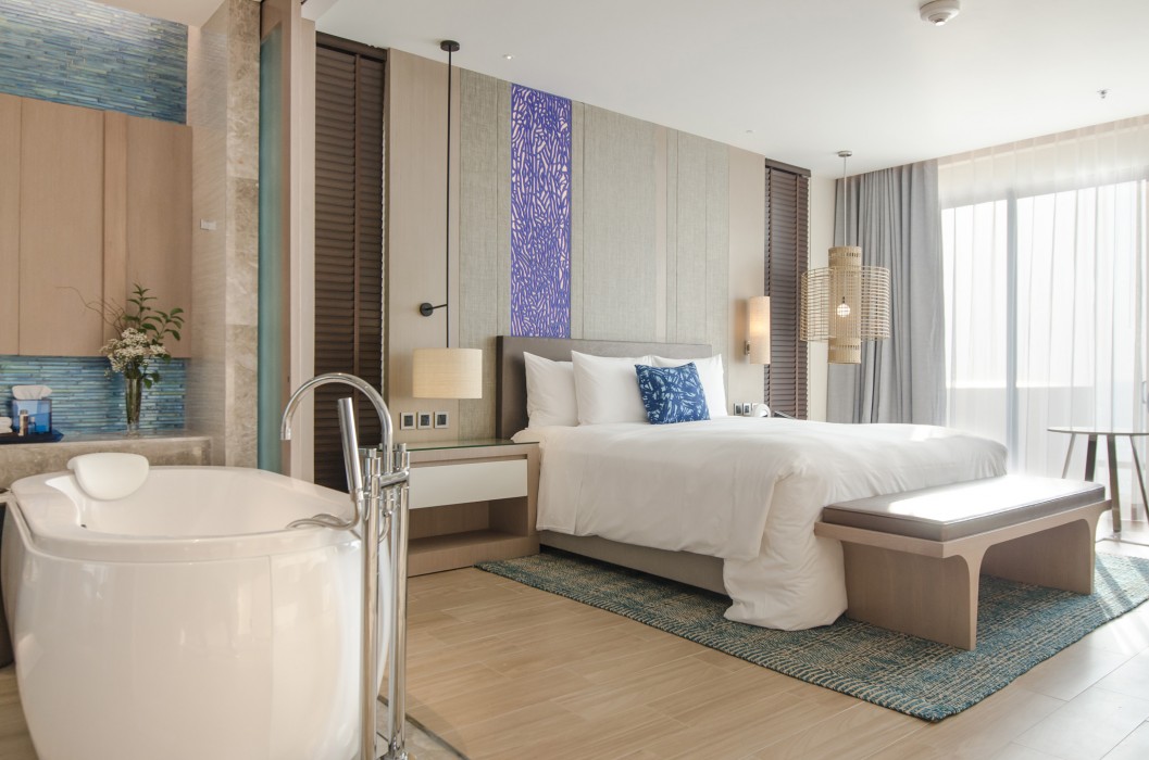 renaissance pattaya resort and spa