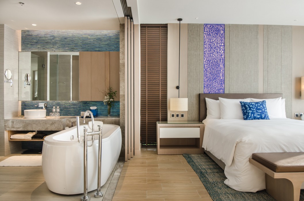 renaissance pattaya resort and spa