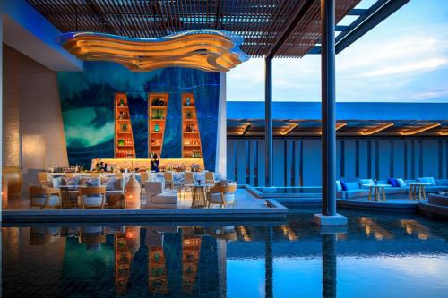 renaissance pattaya resort and spa