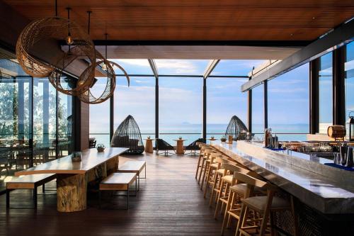 renaissance pattaya resort and spa
