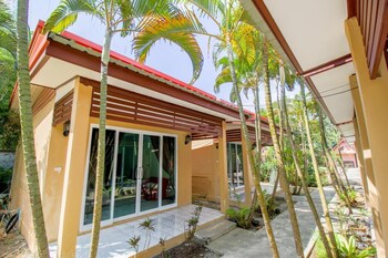 Best House Resort,Near Pak Bara Pier,3 star