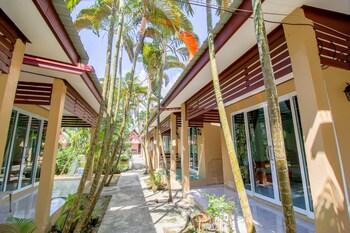 Best House Resort,Near Pak Bara Pier,3 star