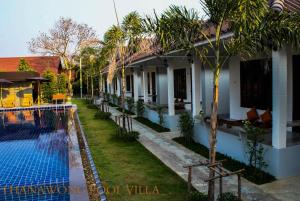 thanawong pool villa sukhothai