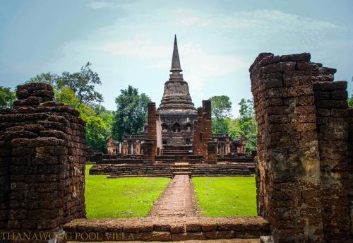 thanawong pool villa sukhothai