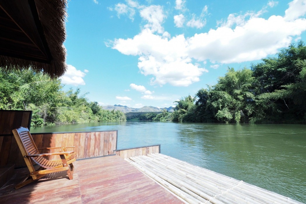 the river life resort