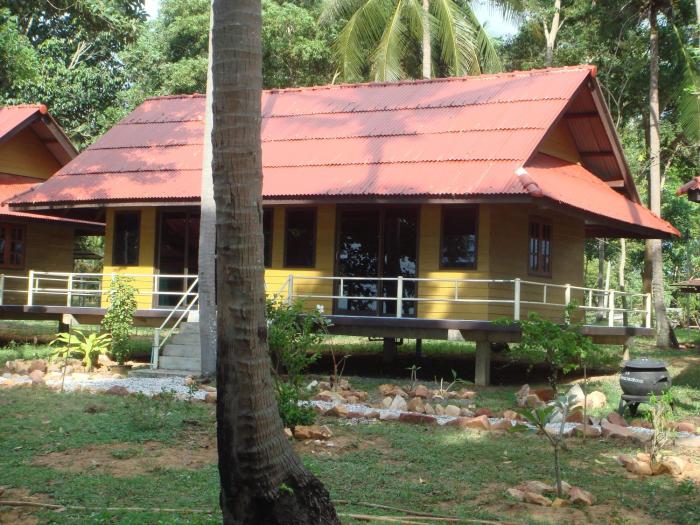 sukorn andaman beach resort