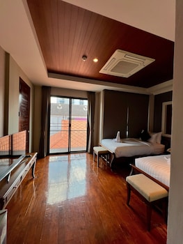yotaka bangkok hotel