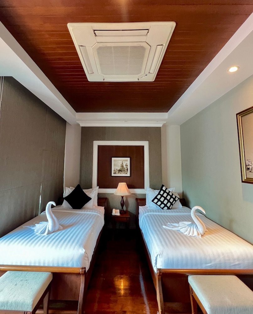 yotaka bangkok hotel