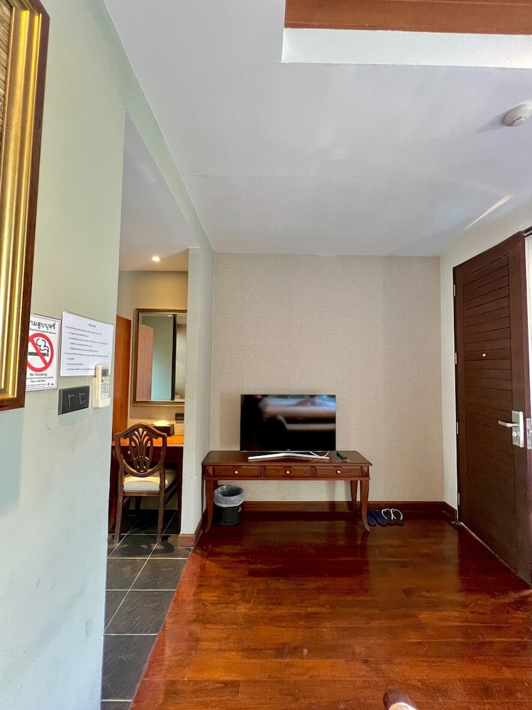 yotaka bangkok hotel