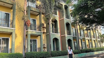 b2 buriram boutique and budget hotel