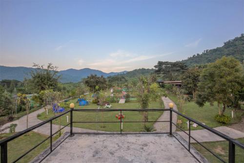 tanihill resort