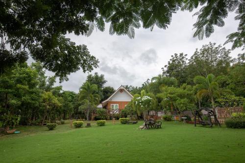 tanihill resort