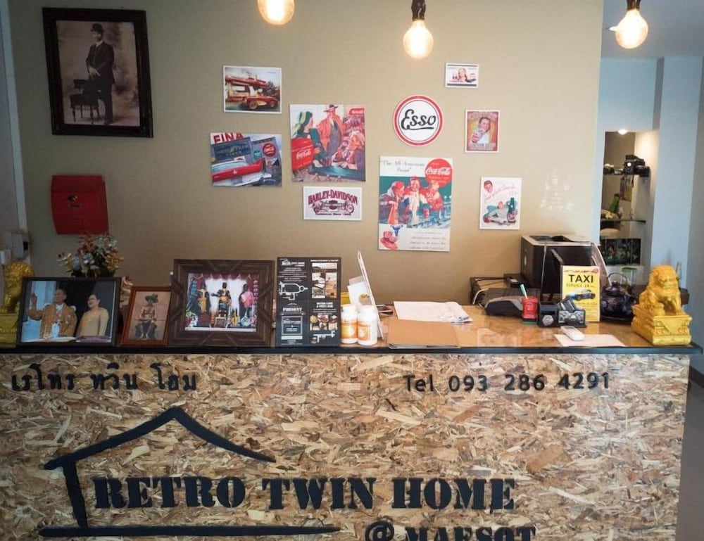 retro twin home at maesot