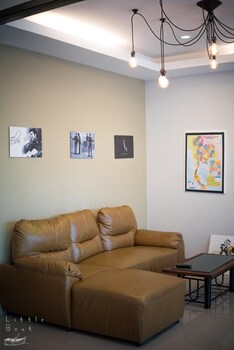 Retro Twin Home At Maesot,Tak Province>>Mae Sot,3 star