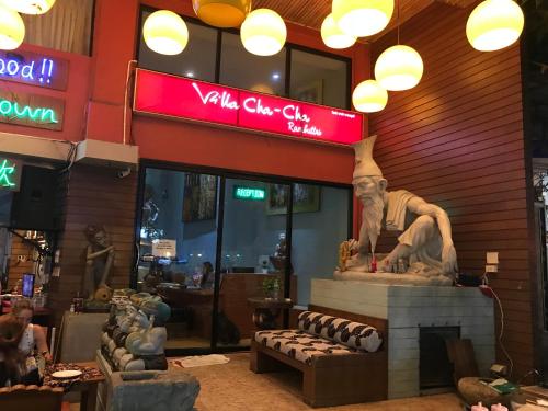 villa cha cha khaosan rambuttri