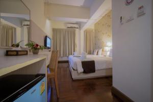 villa cha cha khaosan rambuttri