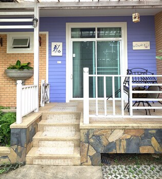 bangchong marina resort