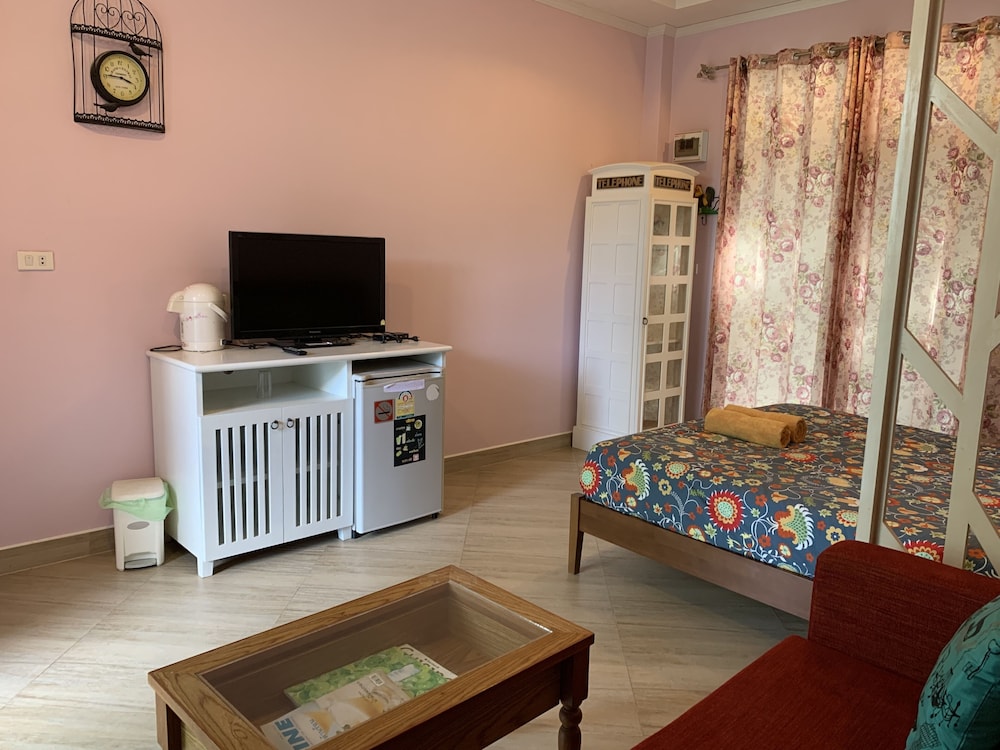 bangchong marina resort