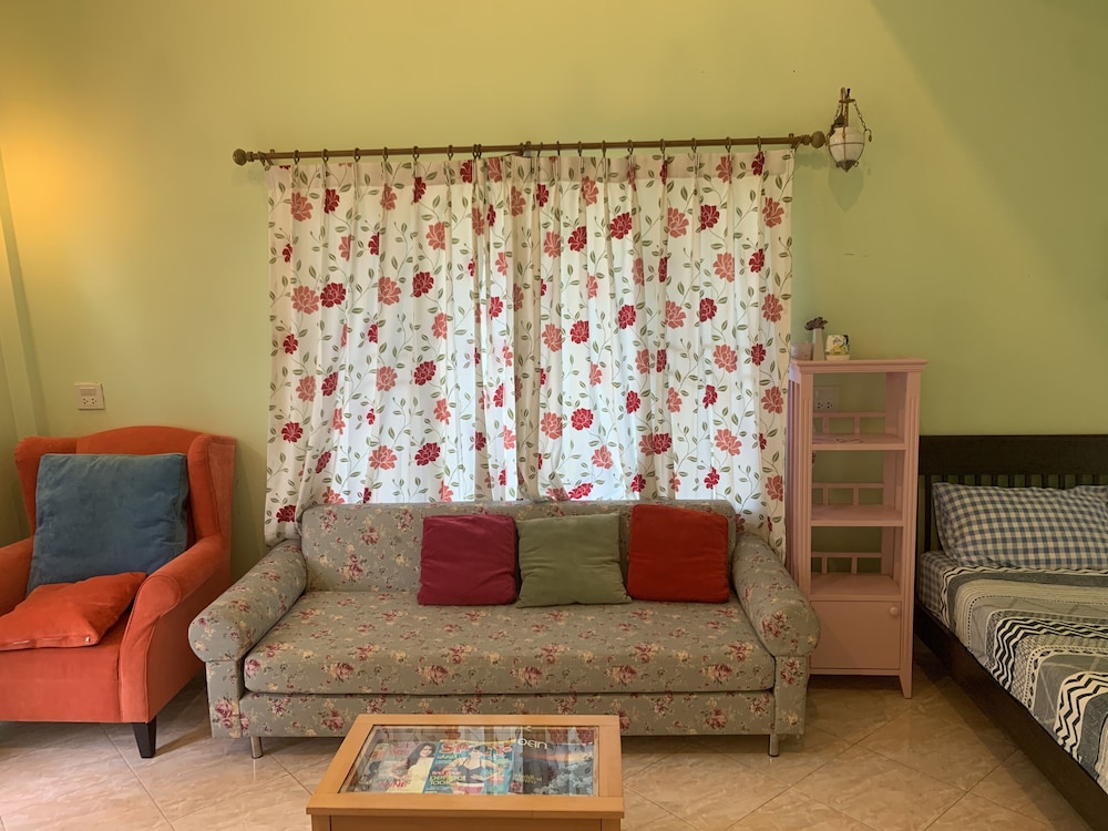 bangchong marina resort