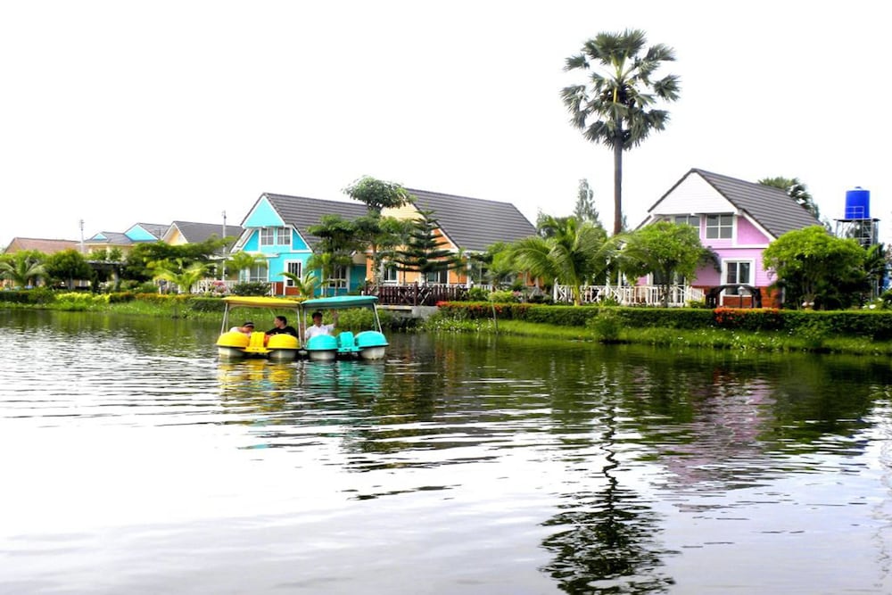 bangchong marina resort