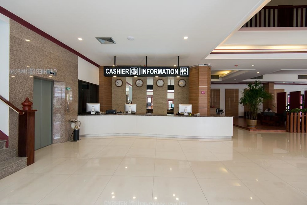 the president hotel at chokchai 4