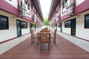 the president hotel at chokchai 4