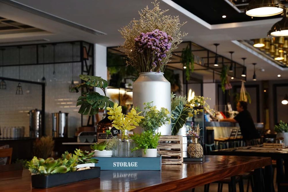 130 hotel and residence bangkok