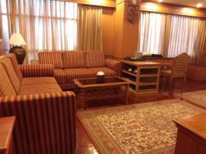 taksila hotel