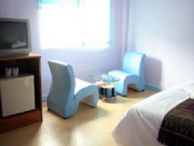 sri chumphon hotel