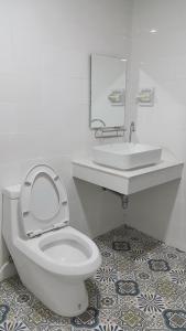 sri chumphon hotel