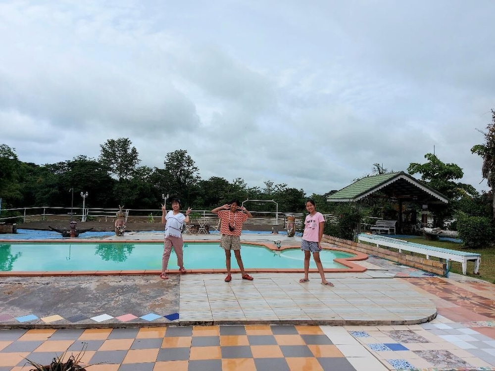 scenic riverside resort