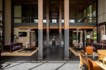 atta lakeside resort suite
