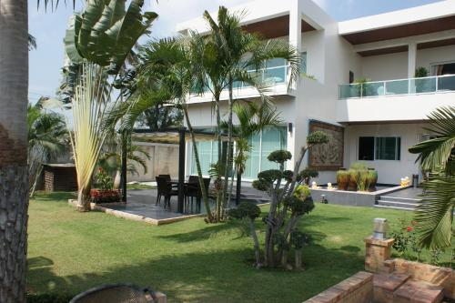sumali villa