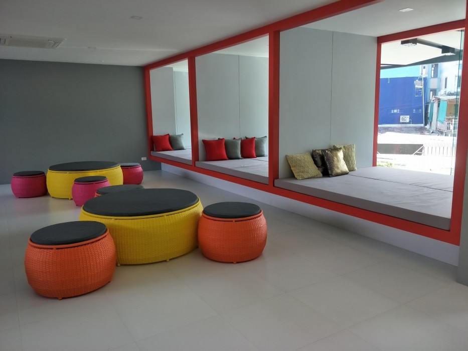 wake up aonang hotel